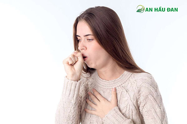 Ngứa họng là dấu hiệu thường gặp nhất của viêm họng